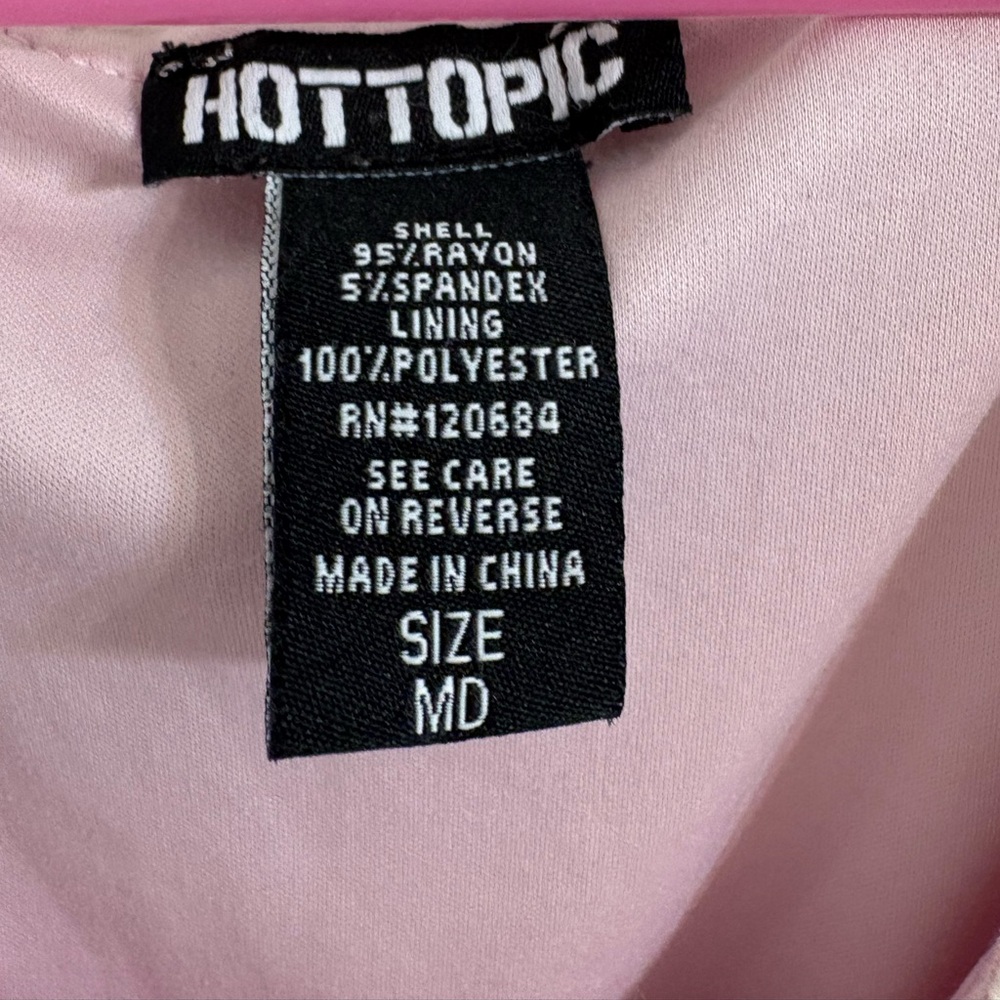 EUC Strawberry Milk Cow Henley Dress W/ pockets by Hot Topic. - Picture 2 of 7